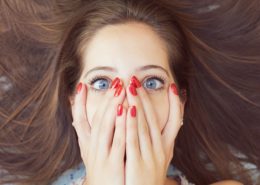 Fingers_Hands_Manicure_Hair_Brown